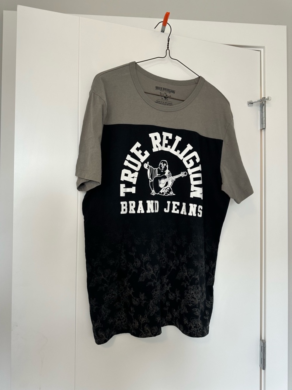 True Religion Olive and Black Graphic Crewneck Tee